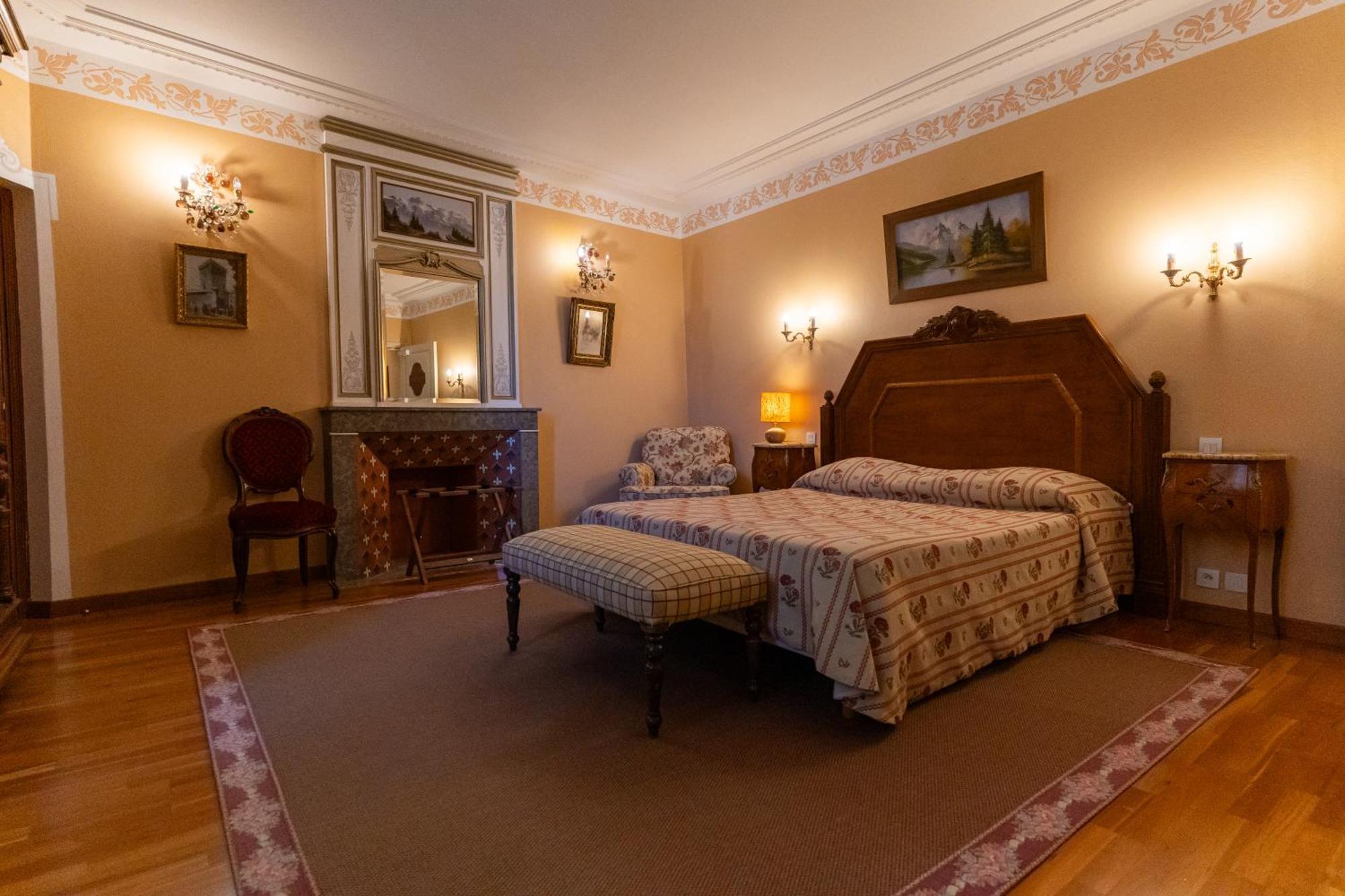 Chateau De Picomtal Crots Екстериор снимка