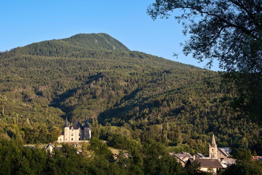 Chateau De Picomtal Crots Екстериор снимка